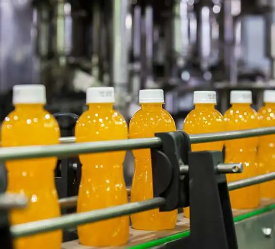 Máy thổi chiết đóng nắp chai đồ uống